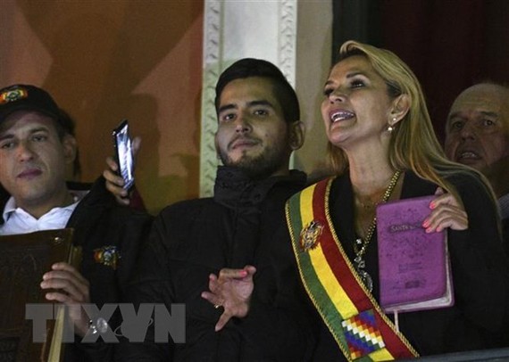 Bolivia có tổng thống lâm thời