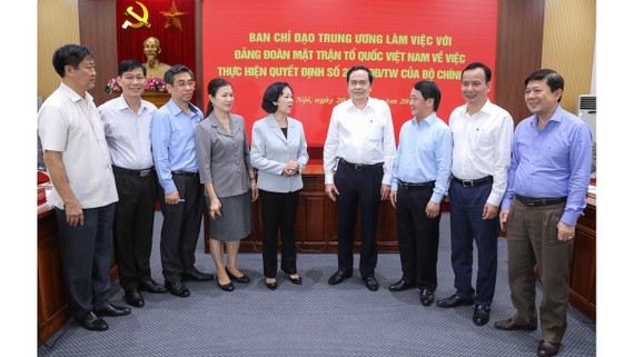 Không mở rộng thí điểm Trưởng ban Dân vận đồng thời là Chủ tịch MTTQ Việt Nam Các đại biểu dự hội nghị ngày 20-7