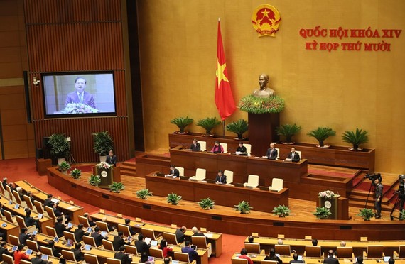 Quốc hội yêu cầu từ năm 2021, thực hiện thu phí tự động không dừng tại tất cả các trạm thu phí BOT đường bộ Quốc hội chiều 17-11. Ảnh: QUANG PHÚC