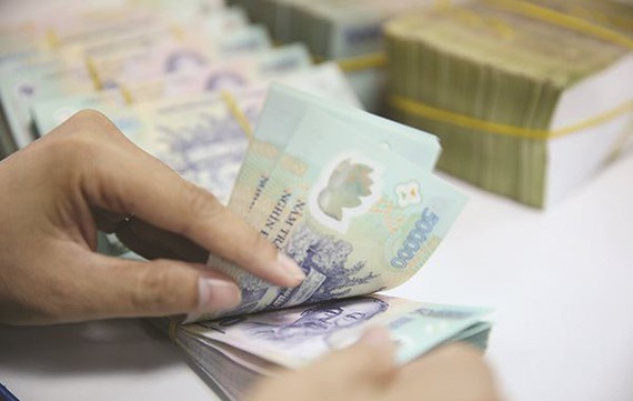 Chính phủ yêu cầu tạo nguồn cải cách tiền lương năm 2021 Năm 2021, chưa tăng lương