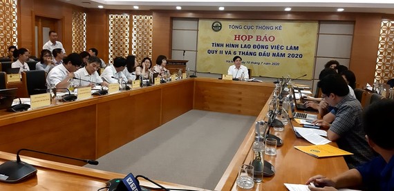 Quang cảnh buổi họp báo