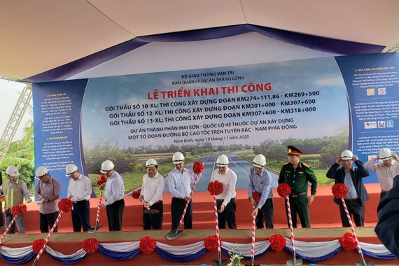 Lễ khởi công 3 gói thầu cao tốc Mai Sơn - QL45