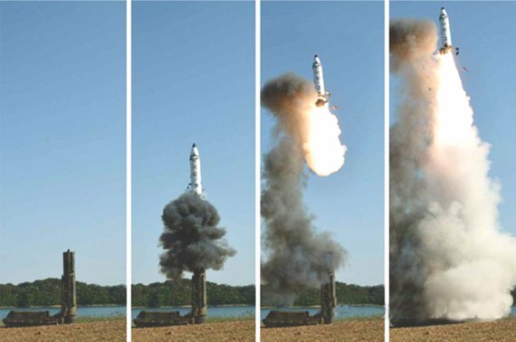 朝鮮《勞動新聞》22日報導朝鮮成功試射“北極星2”型導彈。（圖源：互聯網）