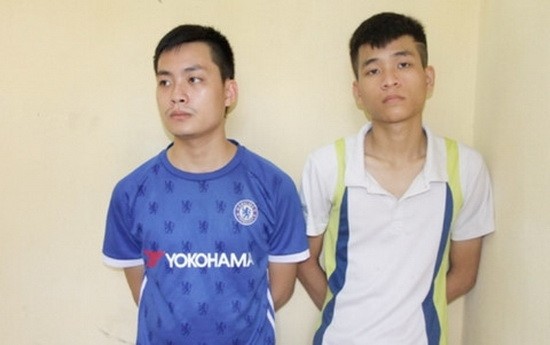被抓捕歸案的2名嫌犯范玉山和阮進松。（圖源：清化市公安廳提供）