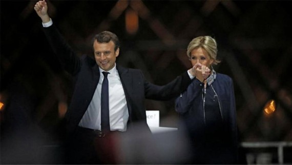 法國總統馬克龍2017年5月7日勝選之後執政整整一年 過半法國人對他政績不滿。（圖源：AFP）