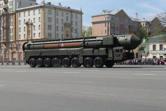 俄羅斯閱兵展示的“亞爾斯”彈道導彈。（圖源：互聯網）