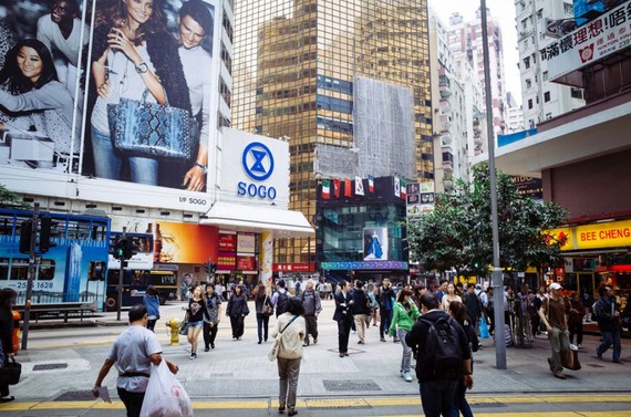 ECA International 17日發表最新的“生活費用研究”結果，指出香港外派僱員生活費用排名亞洲第二。圖為香港大型購物區的銅鑼灣。（圖源：互聯網）