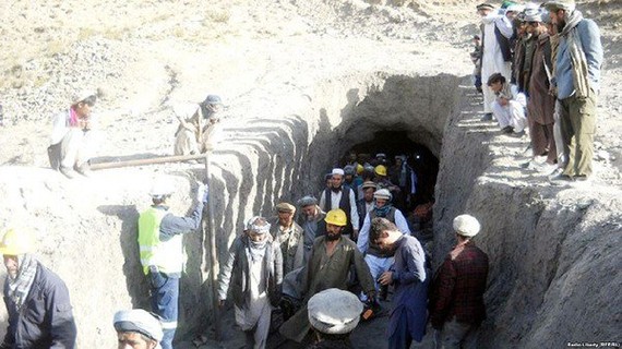 阿富汗東北部巴達克珊省科希斯坦縣內一座金礦當天發生坍塌，至少造成40名礦工死亡，10多人受傷。（圖源：互聯網）