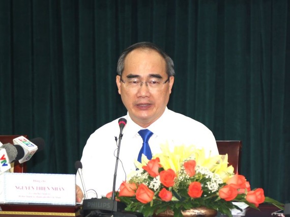 黨中央政治局委員、市委書記阮善仁在2019年新年聚會上發表講話。（圖源：越通社）