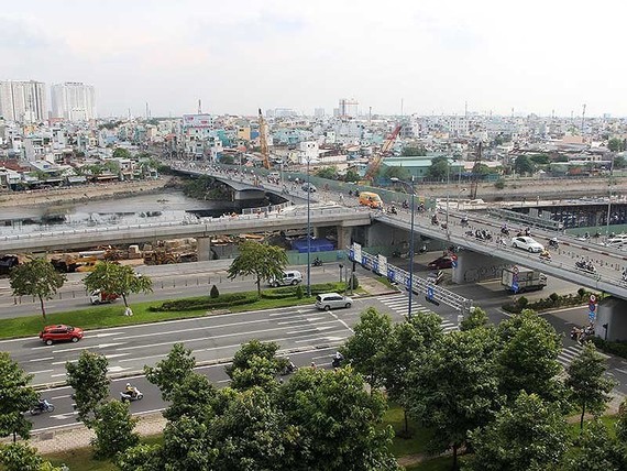 阮知方街N2交通樞紐通車有助緩解第五、第八郡交通堵塞。