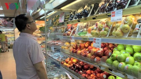進口的農產品價格愈來愈下跌。（圖源：VOV）