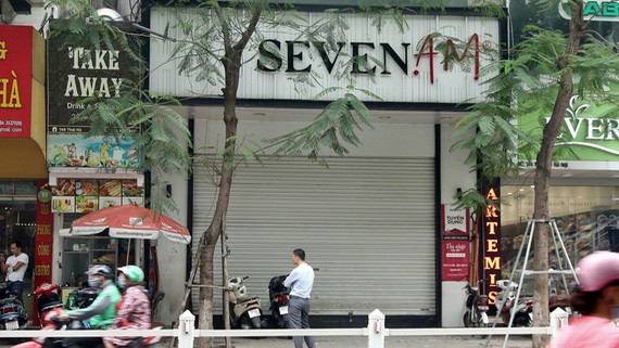 Seven.AM品牌時裝連鎖店今已一律停業。（圖源：孝元）