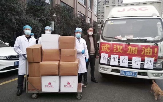 越中友誼深 患難見真情 ảnh 2