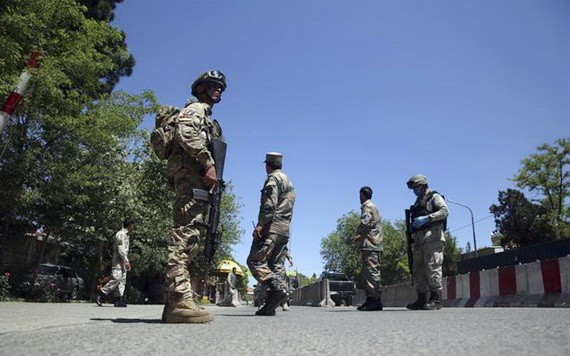 圖為在喀布爾戒備的阿富汗安全部隊。