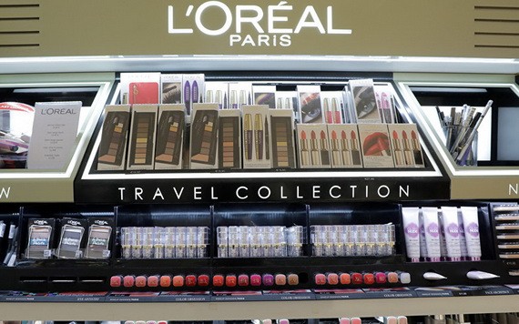法國化妝品巨頭歐萊雅(L'oreal)宣佈刪去護膚品中“美白”等字眼。（圖源：路透社）