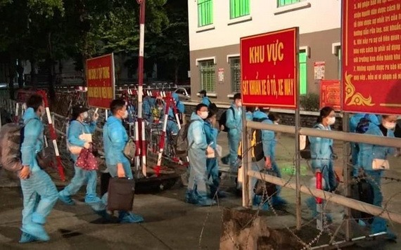 目前6名非法入境的中國籍公民已被送至隔離區。（圖源：T.Đồng）