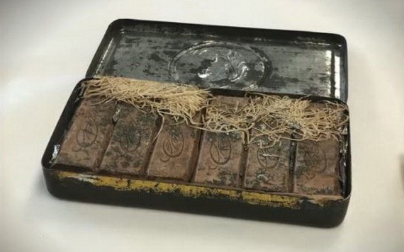 澳洲國家圖書館發現一盒120年歷史的巧克力。（圖源：互聯網）