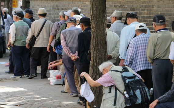 目前韓國老齡人口(65歲以上)佔人口總數的比例在經合組織(OECD)37個成員國中排名第29。（圖源：韓民族日報社） 