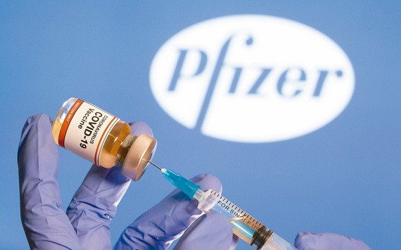 輝瑞藥廠製作的新冠肺炎疫苗示意圖。（圖源：路透社）