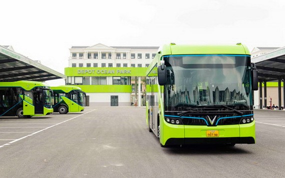 設有完善設施的環保電動巴士投入運營後，有望吸引更多人搭乘巴士。