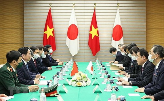 范明政總理與日本首相岸田文雄會談 ảnh 1