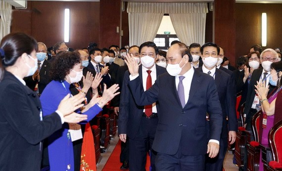 國家主席阮春福出席全國律師第三次代表大會。（圖：VOV）
