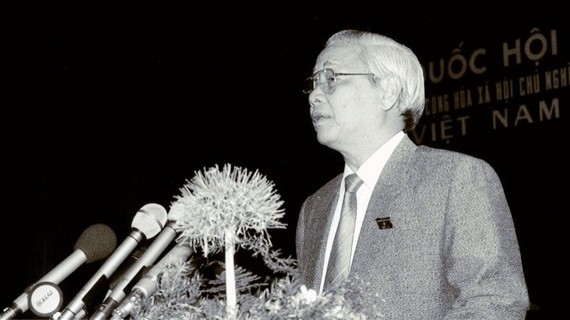 1992年9月23日，武文傑總理在當選總理後發表講話。（資料圖）