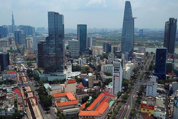 胡志明市成為南部東區乃至全國的經濟、金融、商業、科技、創新中心。