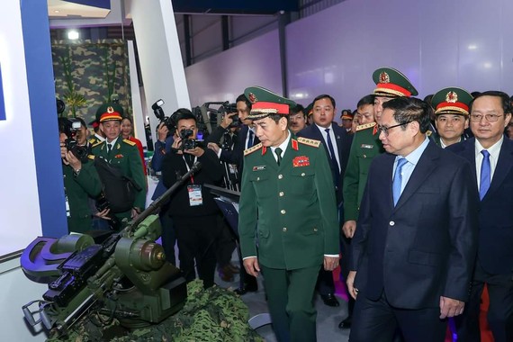越南國防政策是為和平自衛與人民 ảnh 2