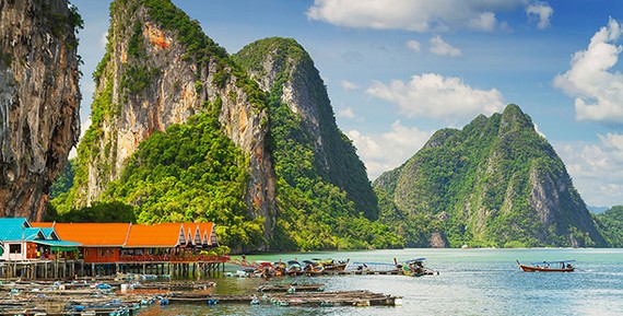 泰国攀牙湾一渔村景色怡人。（图：互联网）