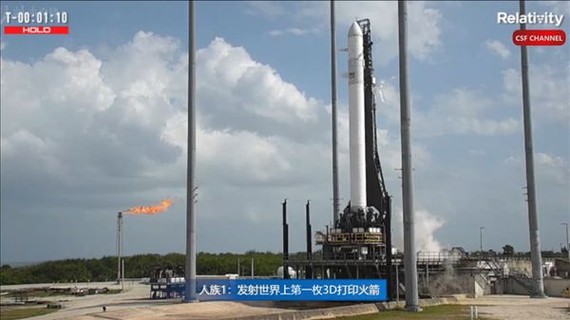 美国“相对航天公司”22日晚在美国佛罗里达州卡纳维拉尔角发射一枚“3D打印火箭”，但火箭未能进入预定轨道。（图：视频截图）