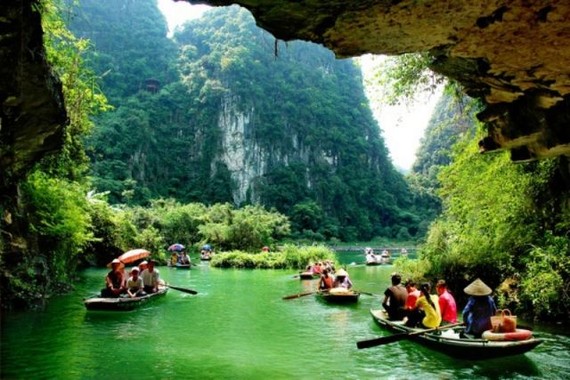 来越南国际游客同比增长。