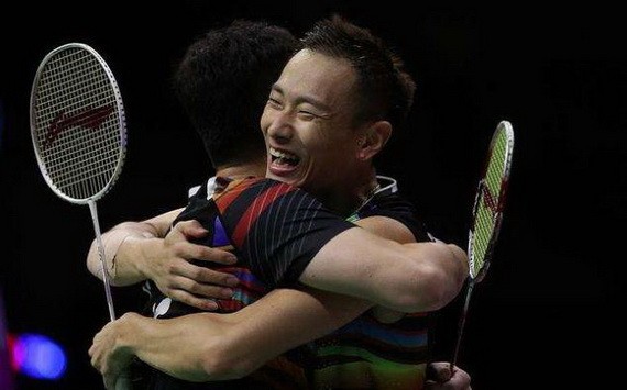 中國奪男子羽球團體金牌。
