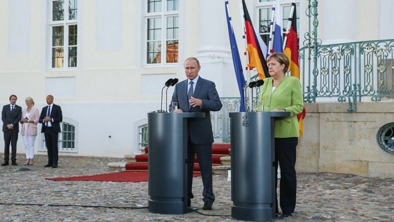 俄羅斯總統普京曾多次訪問德國，與德國總理默克爾就“北溪2號”天然氣管道項目等問題進行討論。 （新華社）