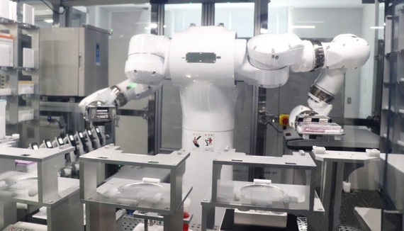 AI 機器人熟練培養出 iPS 細胞