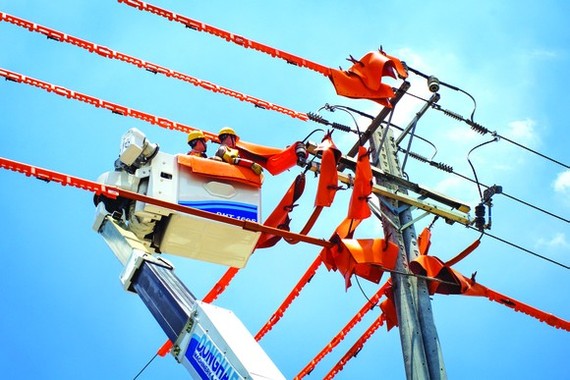 越南電力集團確保電力系統安全運作和電力穩定供應。