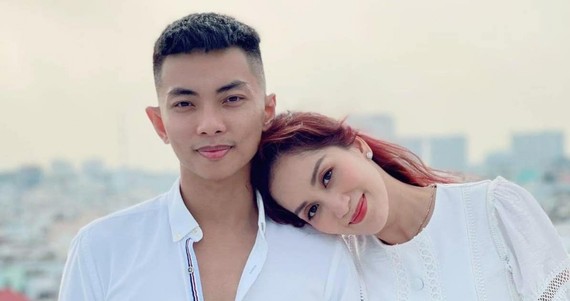 越南娛樂圈的模範夫妻 ảnh 1