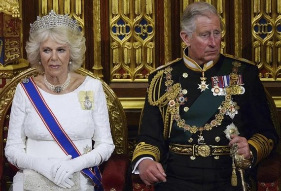 英國國王查理斯三世的加冕典禮將於明年5月6日(星期六)在威斯敏斯特教堂舉行，王后卡蜜拉也將一同加冕。（圖：AP）