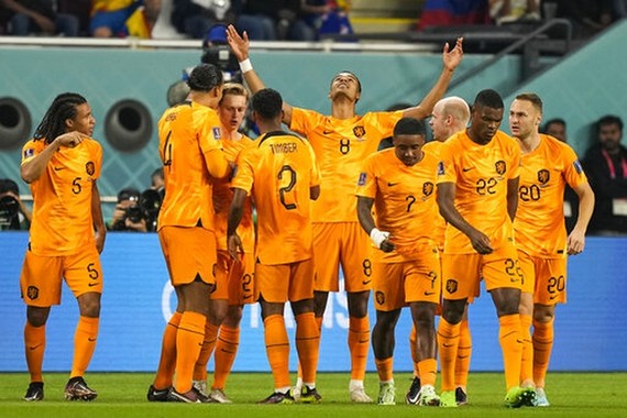   荷蘭球員慶祝進球（圖源：互聯網） 