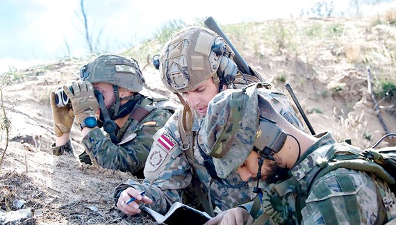 NATO-Cái bóng của chính mình Một cuộc tập trận của NATO