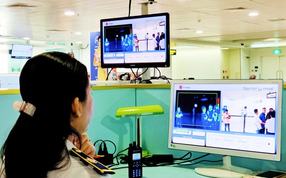 Đã tìm được 5 hành khách nhập cảnh TPHCM từ chuyến bay VN814 có người nhiễm Covid-19 5 hành khách nhập cảnh vào TPHCM từ chuyến bay VN814 đã được tìm thấy