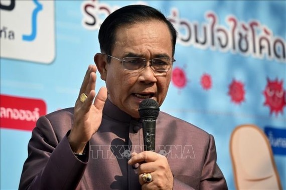 Thái Lan ngừng tất cả dự án mua sắm vũ khí Thủ tướng Thái Lan Prayut Chan-o-cha phát biểu tại cuộc họp ở Bangkok ngày 10-3-2020. Ảnh: AFP/TTXVN