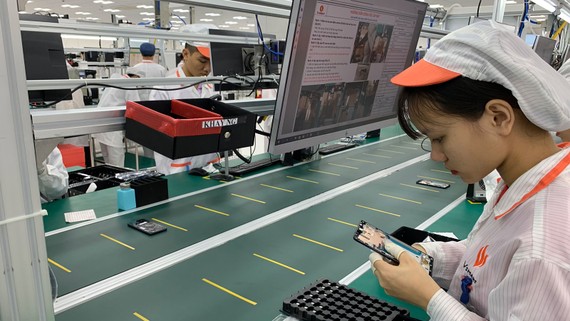 Rệu rã Smartphone thương hiệu Việt Smartphone thương hiệu Việt - Vsmart