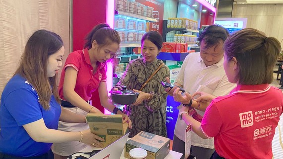 Ví điện tử tạo thế giới riêng Ví điện tử MoMo bắt tay cùng Saigon Co.op tạo nên hệ sinh thái thanh toán, mua bán online