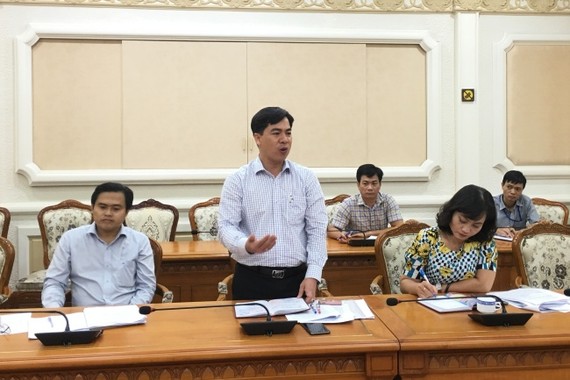 Đẩy nhanh tiến độ thực hiện các dự án đô thị thông minh Quang cảnh buổi làm việc. Ảnh: VOH
