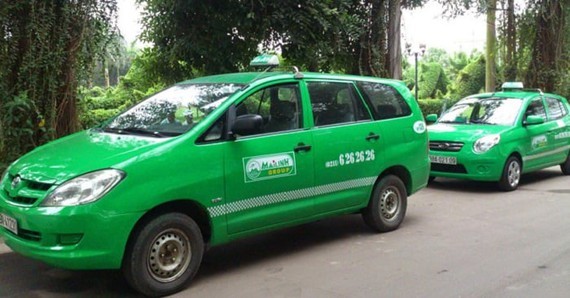Các hoạt động xe đò, xe buýt và taxi vẫn tạm dừng hoạt động tại TPHCM, ngoại trừ 200 xe taxi Mai Linh hoạt động tại các bệnh viện phục vụ miễn phí bệnh nhân