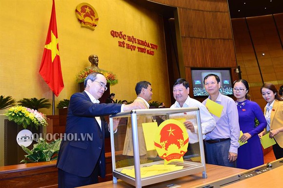 ĐBQH kỳ vọng lớn vào việc Tổng Bí thư giữ chức vụ Chủ tịch nước ảnh 1