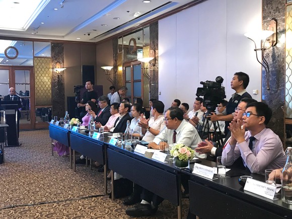Doanh nhân kiều bào sẵn sàng đồng hành, hỗ trợ doanh nghiệp TPHCM ảnh 2