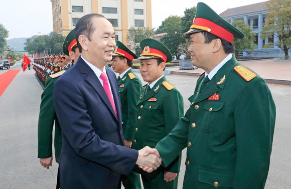 Quân đội nhân dân anh hùng của dân tộc Việt Nam anh hùng ảnh 1