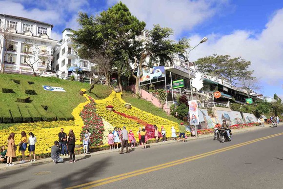 Mỗi ngày một chủ đề hoa khác nhau tại Festival hoa Đà Lạt 2019 ảnh 1